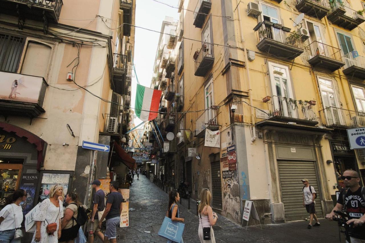 Vico Rooms Napoli Bagian luar foto