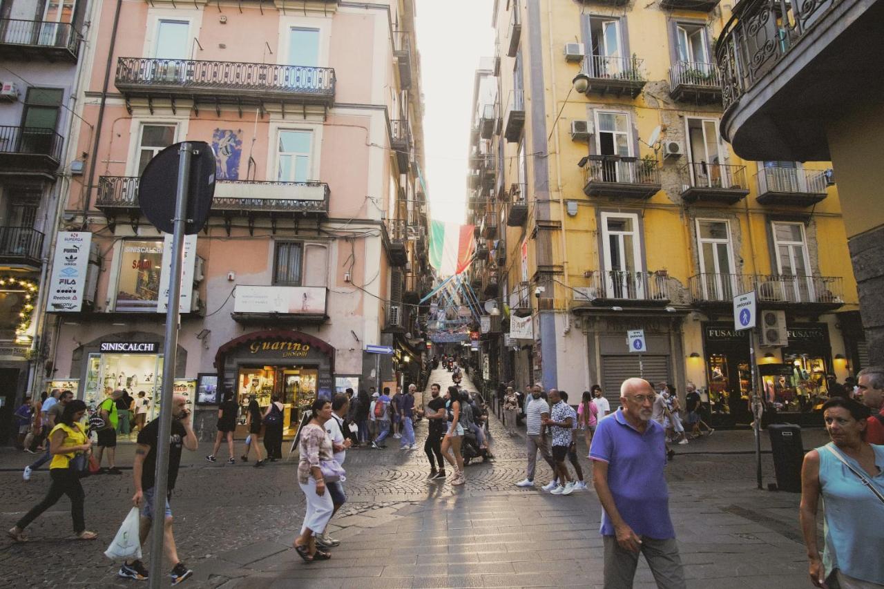 Vico Rooms Napoli Bagian luar foto